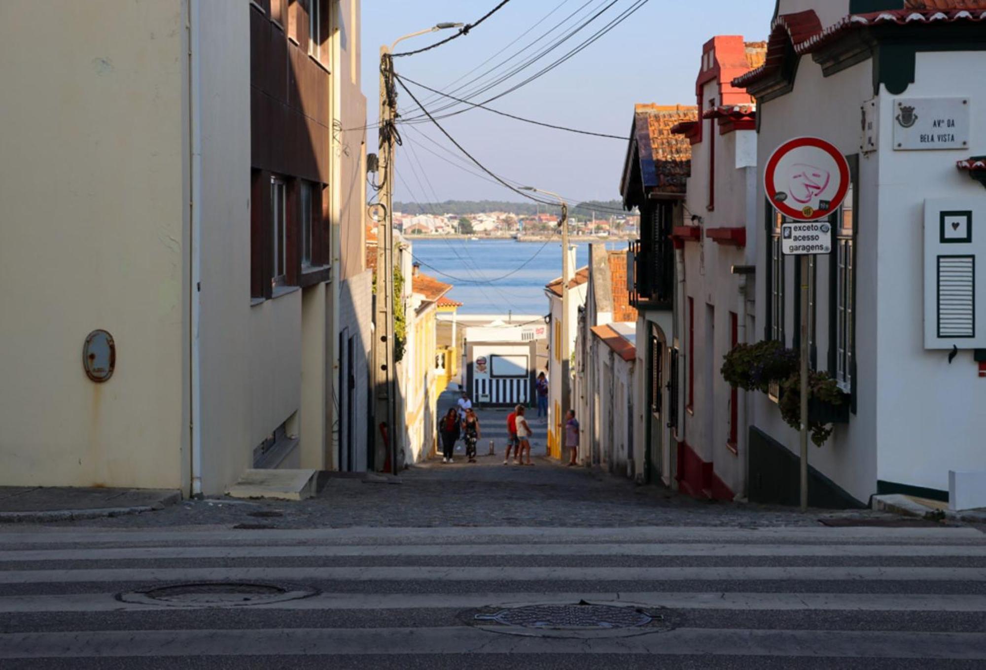 Beachfront T2 Costa Nova Surf Aveiro Apartment *